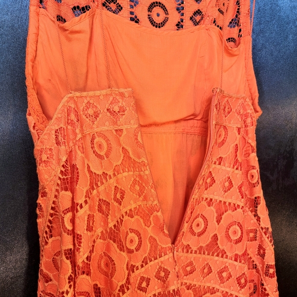 Free People Just Like Honey Coral Handkerchief Lace Overlay Midi Dress size 0 - Picture 12 of 16